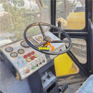 DYNAPAC CA301D Rodillo Compactador de Carreteras Usado de Alta Calidad con Envío Gratuito, Precio Bajo, Rodillo de Un Solo Tambor con Neumático, con EPA y CE en Stock - Product Image 5