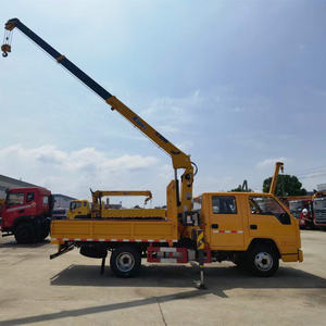 JMC mini pequeño 2ton 3.2ton <span class=keywords><strong>crew</strong></span> CAB grúa montada en camión control remoto inalámbrico 6 asientos manipulador de camión - Product Image 5