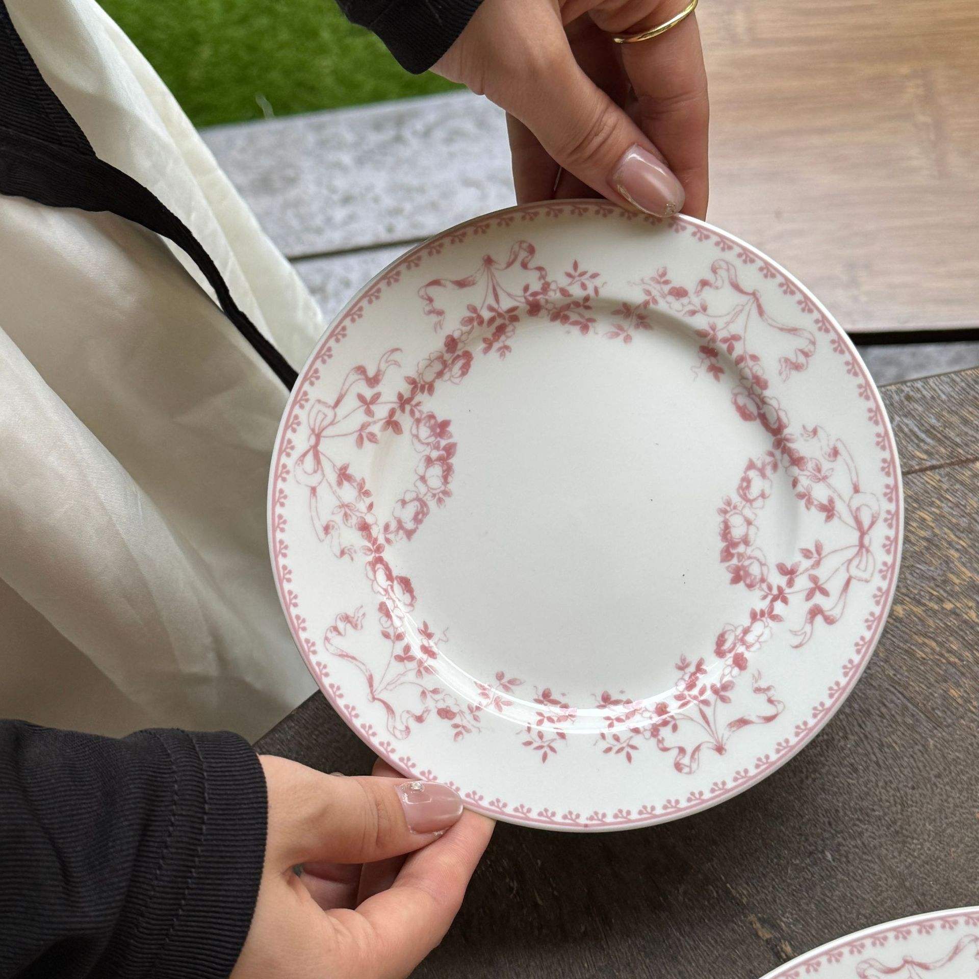 Pink bow 6-inch plate 15.5*2