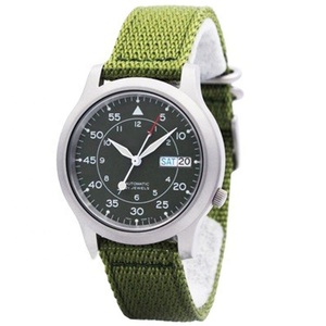 Cassa in acciaio inossidabile con <span class=keywords><strong>orologio</strong></span> da <span class=keywords><strong>uomo</strong></span> in tela <span class=keywords><strong>verde</strong></span> di fabbricazione personalizzata con <span class=keywords><strong>orologio</strong></span> sportivo da <span class=keywords><strong>uomo</strong></span> in Nylon automatico zaffiro - Product Image 2
