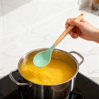 Ensemble d'ustensiles de cuisine en silicone écologique Chef Star 11 pièces, manche en bois, anti-rayures, résistant à la chaleur, anti-adhésif