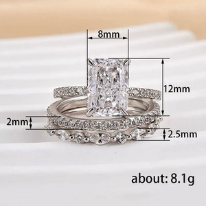 Set di Tre Anelli Classici con Zirconi Quadrati a Quattro Punte per Donne, Gioielli Eleganti e alla Moda - Product Image 5