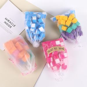 Lot de 60 petits cubes de tofu en éponge hautement élastique pour le polissage et la mise en forme d'outils de manucure en stock - Product Image 2