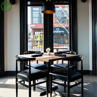 Chaise de salle à manger en cuir rembourrée moderne personnalisée, chaise de restaurant en bois massif pour café et restaurant