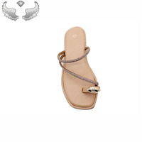 Sandales et pantoufles pour femmes de haute qualité, élégantes, à semelle plate, confortables au quotidien, respirantes, légères, avec strass, vente en gros