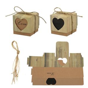 กล่องขนมสไ<span class=keywords><strong>ต</strong></span>ล์เรโทรแบบส่วน<span class=keywords><strong>ต</strong></span>ัว ทำจากกระดาษคราฟท์ พร้อมลูกอมรูปหัวใจ กล่องขนมลายไม้รูปหัวใจแบบโปร่ง - Product Image 4