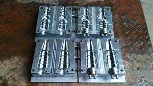 Small Plastic Machine Plastic Blowing Machine Small Semi Automatic Plastic Bottle Making Machine 500ml Blowing Machine