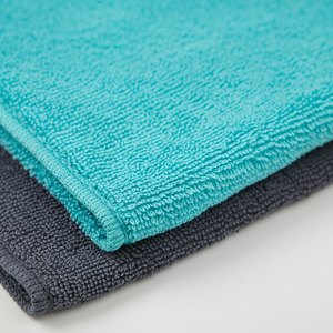 Toalla de Microfibra de Alta Densidad para Lavado de Autos, 20% Poliamida, Diseño Trenzado Personalizado, Todos los Tamaños, Hecho en Corea - Product Image 1