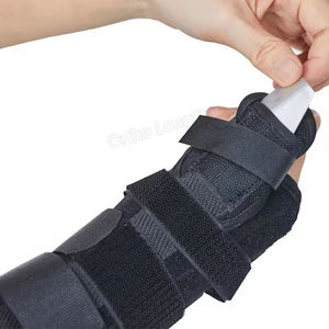 Attelle de poignet réglable réversible personnalisable stabilisateur d'attelle de pouce orthèse du canal carpien orthèse de soutien médical du poignet - Product Image 4