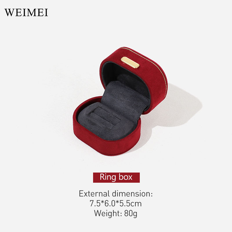 กล่องแหวน/สร้อยคอสีแดง