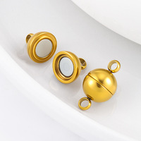 Fermoirs magnétiques sphériques ronds étanches plaqués or PVD 18 carats de 8 mm et 10 mm pour la fabrication de colliers et bracelets DIY