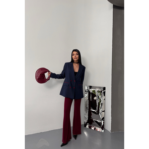 Chaqueta de Diseño Azul Marino para Mujer con Botones y Solapa - Product Image 2