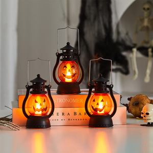 Lanterne LED vintage en forme de citrouille pour Halloween et Thanksgiving, lampe à main Dracula réutilisable pour créer une ambiance festive - Product Image 1