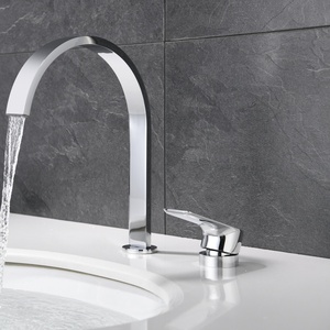 Grifo de <span class=keywords><strong>Cascada</strong></span> Plano de 2 Orificios con Manija Ovalada en Cromo Pulido para Lavabo de Baño - Product Image 3