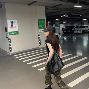 Sacs de messager de moto de luxe noir Vintage femmes sac à bandoulière simple concepteur grande capacité sacs à dos multifonctionnels - Product Image 3