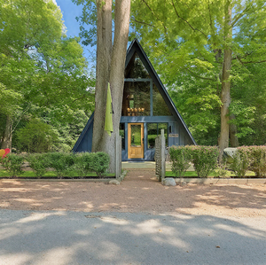 Unidad prefabricada asequible para cabaña al aire libre o patio trasero - Product Image 5