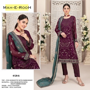 Costume de mariage pakistanais fantaisie en Georgette de soie Santoon de haute qualité pour dames Fournisseur en gros La fête comprend un design Kameez Dupatta - Product Image 3