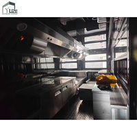 Bar-restaurant modulaire en conteneur maritime de 40 pieds, design personnalisable, préfabriqué, avec toit.