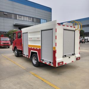 Camion de secours d'incendie d'urgence 4x2 avec produit de camion de lutte contre l'incendie par arroseur d'eau - Product Image 3