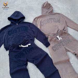 Fabricant de vêtements sur mesure : Ensembles de survêtements délavés à l'acide avec patchs brodés, pantalons évasés et sweats à capuche courts - Product Image 2