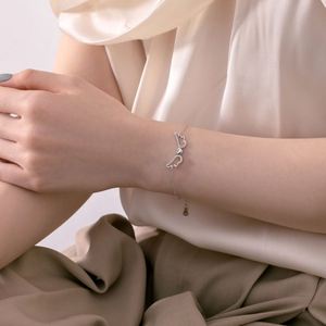 Dylam Exquisite Fine Fashion, Joyería para Mujer, Hipoalergénica, Plata S925, Cadena de Eslabones, Corazón, Alas de Ángel, Zirconia 5A, Pulseras con Colgante - Product Image 4