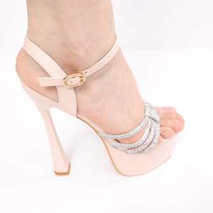 أحذية نسائية بإصبع سميك من الدانتيل بإصبع القدم أحذية براقة نسخة برازيلية متناسقة بالكامل بكعب كبير وكعب أسود صندل بكعب سميك - Product Image 3