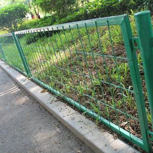 1ft e 2ft altezza di <span class=keywords><strong>plastica</strong></span> rivestimento <span class=keywords><strong>in</strong></span> pvc verde maglia telaio saldati pannello di recinzione/Guangzhou fornitore di recinzione <span class=keywords><strong>per</strong></span> il giardino di fiori letto - Product Image 3