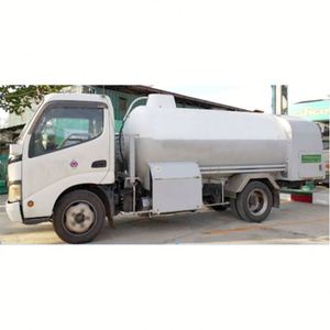 Sinotruck HOWO Nouveau Transporteur GPL Manuel 6000L & 10000L Véhicule Spécialisé 170HP 16000kg Masse Totale Autorisée - Product Image 1