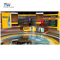 Table de bureau de studio de diffusion TV couleur or au design moderne