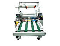 Machine de laminage automatique du papier à alimentation par convoyeur hydraulique