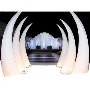 Cono inflable de iluminación LED, colmillo de elefante inflable para decoración de boda, 2021