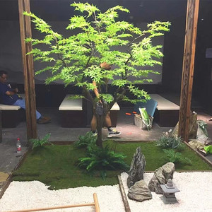 Arbres artificiels de simulation personnalisés en érable rouge et vert, grands modèles OED/ODM pour l'aménagement paysager, plantes artificielles semi-artisanales pour exposition - Product Image 3