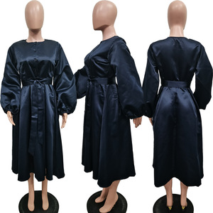 Abbigliamento Femminile Autunnale, Elegante Camicia Tinta Unita, Vestito in Raso <span class=keywords><strong>con</strong></span> <span class=keywords><strong>Maniche</strong></span> <span class=keywords><strong>a</strong></span> <span class=keywords><strong>Palloncino</strong></span> e Bottoni - Product Image 2
