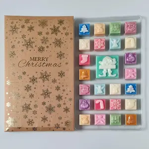 Boîte de <span class=keywords><strong>calendrier</strong></span> de l'avent compte à rebours de Noël personnalisé cire recyclée fondue avec revêtement UV de stratification brillante et caractéristiques de gaufrage - Product Image 2