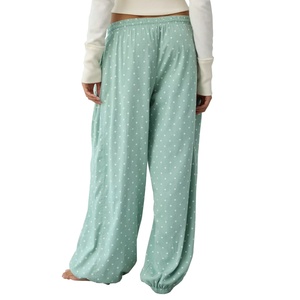 Pantalones Anchos de Mujer con Estampado de Lunares Verde Claro, Cómodos y Elegantes, para Descansar, Hacer Deporte o para el Tiempo Libre - Product Image 2