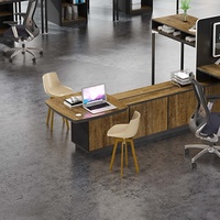 Mobilier de bureau multifonctionnel style libre Bureau de travail pour plusieurs personnes Grand espace de rangement Poste de travail Établi Bureau de bureau