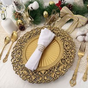 Decoración de mesa de fiesta de boda redonda de lujo bordes tallados en oro patrón de flores vintage placas de cargador de plástico Acrílico - Product Image 3