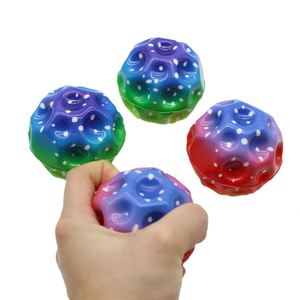 Juguete de Espuma de Alta Elasticidad con Diseño de Luna Degradado y Estampado de Camuflaje para Niños, Juguete de Descompresión - Product Image 4