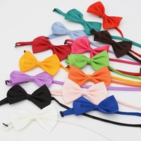 Vente en gros de nœuds papillon personnalisés pour chiens, colliers pour chiens, accessoires floraux, fournitures de décoration, couleur unie