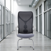 Chaise de bureau moderne grise pour les réunions de conférence, dossier moyen, soutien lombaire réglable, design ergonomique en tissu