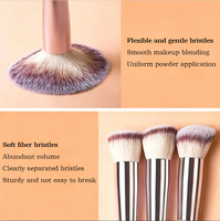 Ensemble de 18 pinceaux de maquillage en fibres synthétiques, poils artificiels doux et vegan, manche en bois, pinceaux pour le visage et les yeux, étiquette privée personnalisée