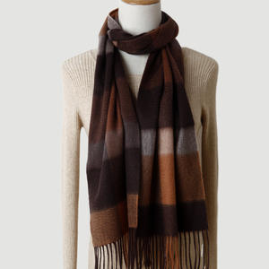 Écharpe longue en cachemire pur à 100% pour femmes, motif tartan à carreaux, épaisse, avec pompons, automne et hiver, YHK0094 - Product Image 4