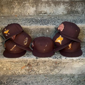 Gorra de Béisbol Clásica de Alta Calidad, Nueva y Original, con Visera Plana, Personalizable, de 6 Paneles, Cierre a Presión, para Hombre - Product Image 1