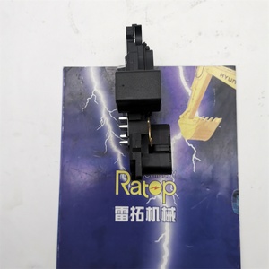 20523391 F00M144119 BR28-N1 Régulateur d'alternateur pour pièces d'excavatrice EC210 EC240 EC290EC360 EC460 - Product Image 4