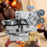 Machine d'emballage de boule d'enrobage de chocolat à double torsion utile Machine d'emballage de chocolat de truffes pour la vente