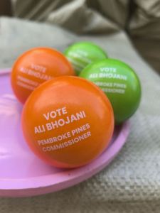 Ballon anti-stress en PU personnalisé avec logo, jouet promotionnel en mousse souple pour enfants, fournitures de bureau et scolaires - Product Image 4