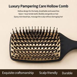<span class=keywords><strong>Brosse</strong></span> à <span class=keywords><strong>cheveux</strong></span> démêlante incurvée avec logo personnalisé, poils de sanglier et nylon, conception creuse, vente en gros pour salon (OEM) - Product Image 3