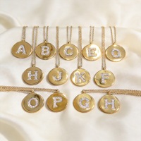 Collier Pendentif Circulaire Minimaliste en Zircon Incrusté avec 26 Lettres, Luxueux et Tendance, Bijoux en Acier Inoxydable A-Z, Vente en Gros