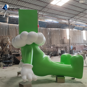 Escultura de personaje de FRP-Figura verde sonriente medio tendida con cabeza cuadrada y pose juguetona para centros de entretenimiento familiar - Product Image 2