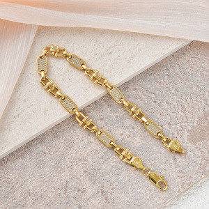 Bracelet pour femme en cuivre plaqué or 18 carats, avec zircon étincelant et opulent incrusté, chaîne fine à maillons, personnalisable pour anniversaire, vente en gros - Product Image 5